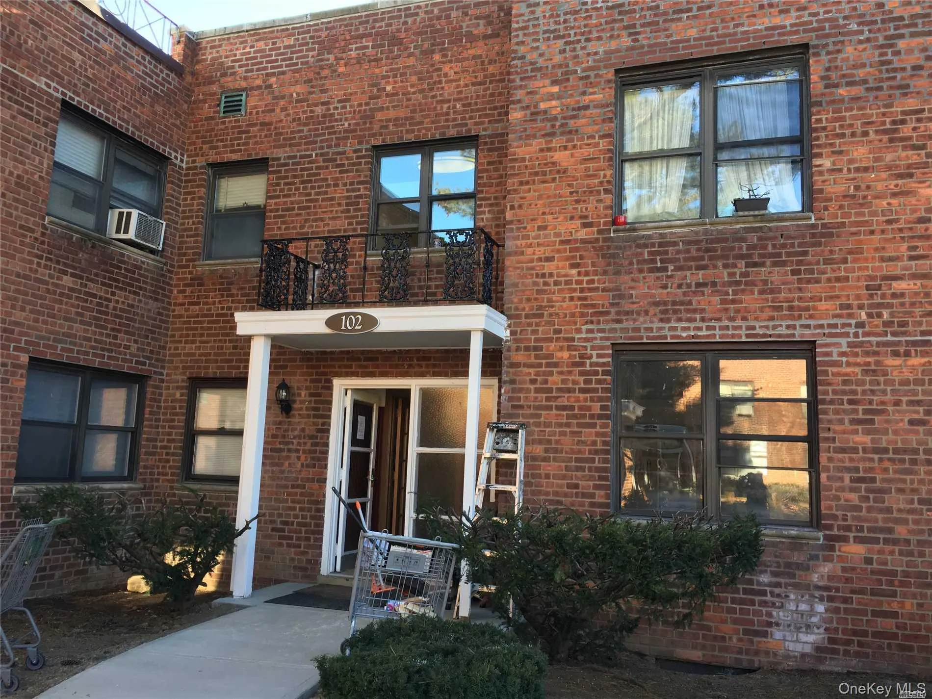 112 division, Hempstead, NY, 1 Bedroom Bedrooms, 3 Rooms Rooms,1 BathroomBathrooms,Residential Lease,For Rent,division,0,1063113 112 division, Hempstead, NY, 1 Bedroom Bedrooms, 3 Rooms Rooms,1 BathroomBathrooms,Residential Lease,For Rent,division,0,1063113