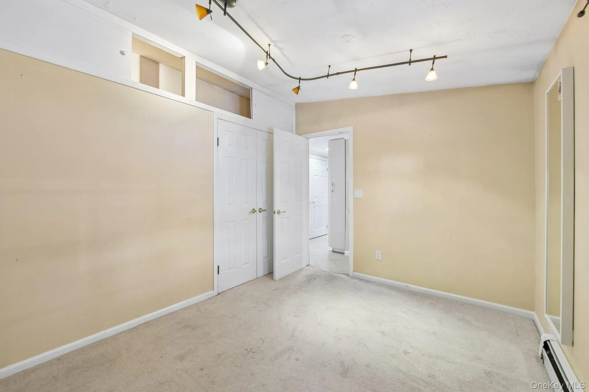 1st Bedroom 1st Bedroom