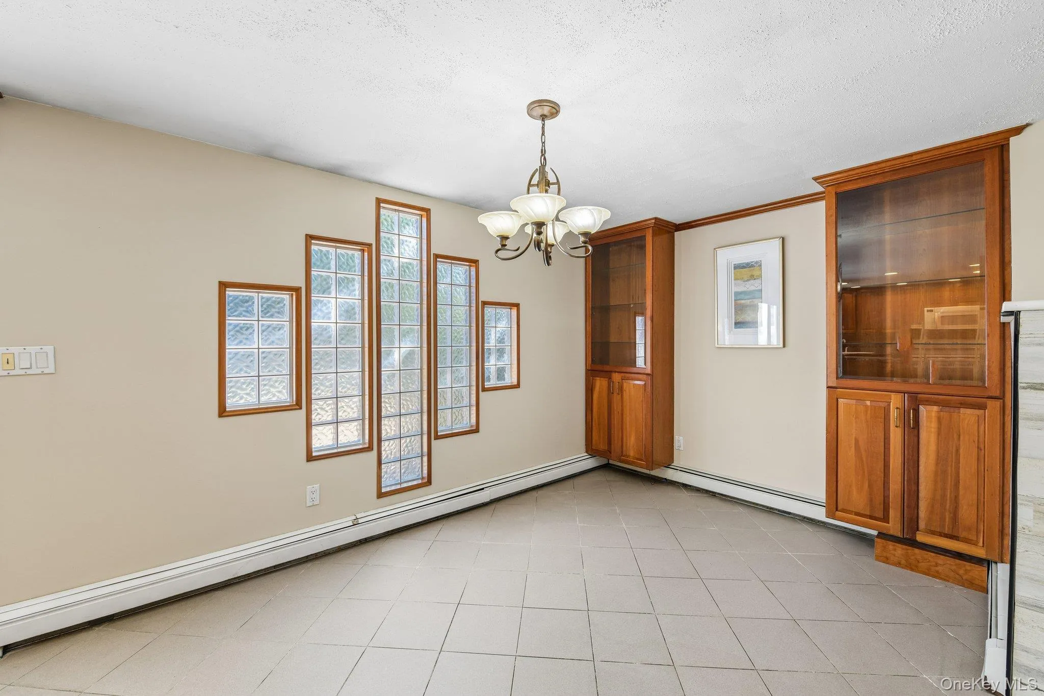 Dining Room with Built-ins Dining Room with Built-ins