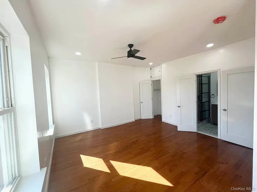 189 Gates Avenue, New York, NY, 3 Bedroom Bedrooms, 9 Room Rooms,3 BathroomBathrooms,Residential Lease,For Rent,Gates Avenue,0,1063126 189 Gates Avenue, New York, NY, 3 Bedroom Bedrooms, 9 Room Rooms,3 BathroomBathrooms,Residential Lease,For Rent,Gates Avenue,0,1063126