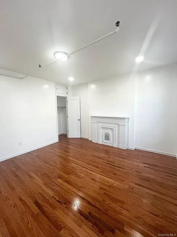 189 Gates Avenue, New York, NY, 3 Bedroom Bedrooms, 9 Room Rooms,3 BathroomBathrooms,Residential Lease,For Rent,Gates Avenue,0,1063126 189 Gates Avenue, New York, NY, 3 Bedroom Bedrooms, 9 Room Rooms,3 BathroomBathrooms,Residential Lease,For Rent,Gates Avenue,0,1063126
