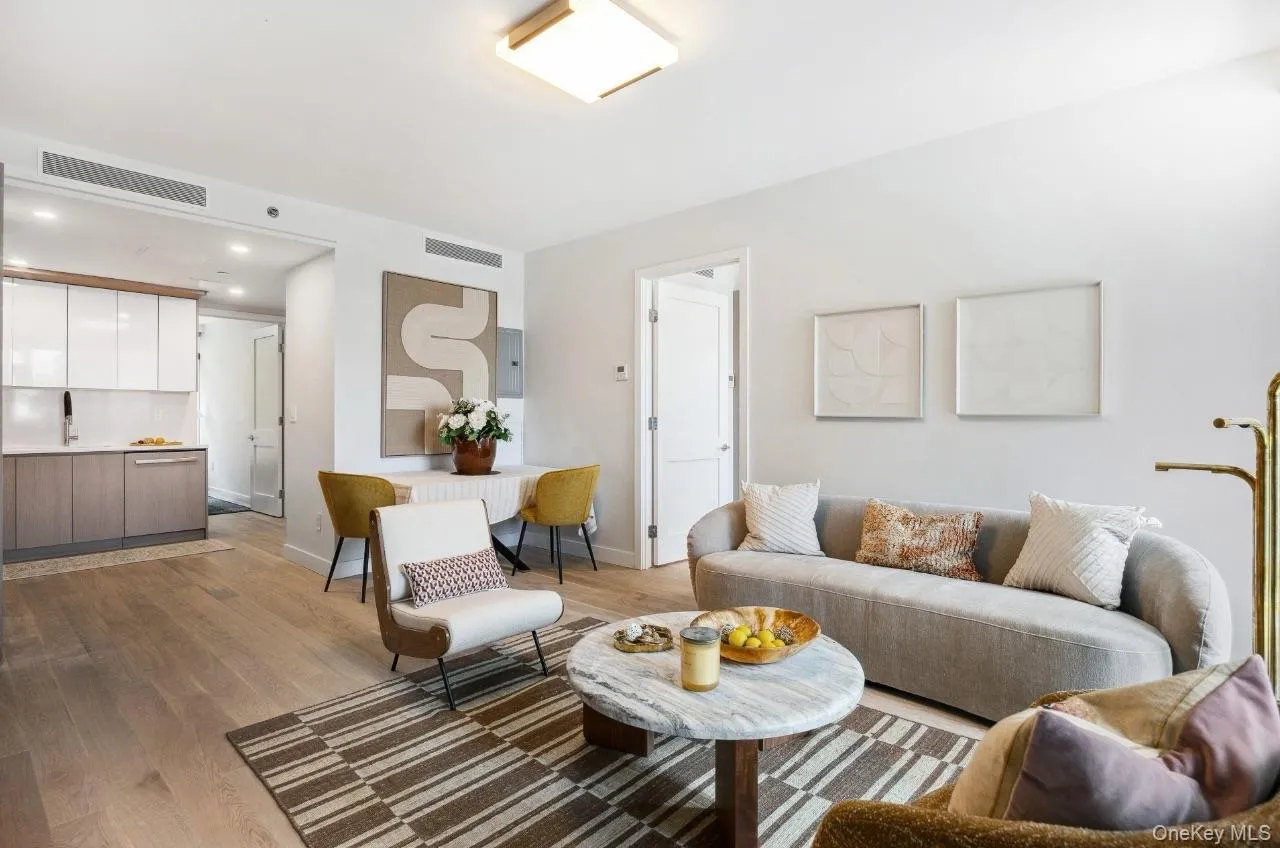 143-58 38th Avenue, New York, NY, 1 Bedroom Bedrooms, 3 Rooms Rooms,1 BathroomBathrooms,Residential Lease,For Rent,38th,0,1063140 143-58 38th Avenue, New York, NY, 1 Bedroom Bedrooms, 3 Rooms Rooms,1 BathroomBathrooms,Residential Lease,For Rent,38th,0,1063140