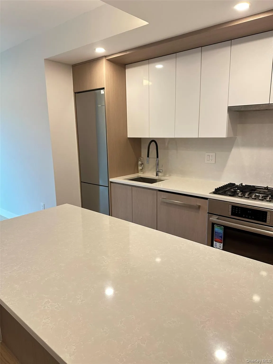 143-58 38th Avenue, New York, NY, 1 Bedroom Bedrooms, 3 Rooms Rooms,1 BathroomBathrooms,Residential Lease,For Rent,38th,0,1063140 143-58 38th Avenue, New York, NY, 1 Bedroom Bedrooms, 3 Rooms Rooms,1 BathroomBathrooms,Residential Lease,For Rent,38th,0,1063140