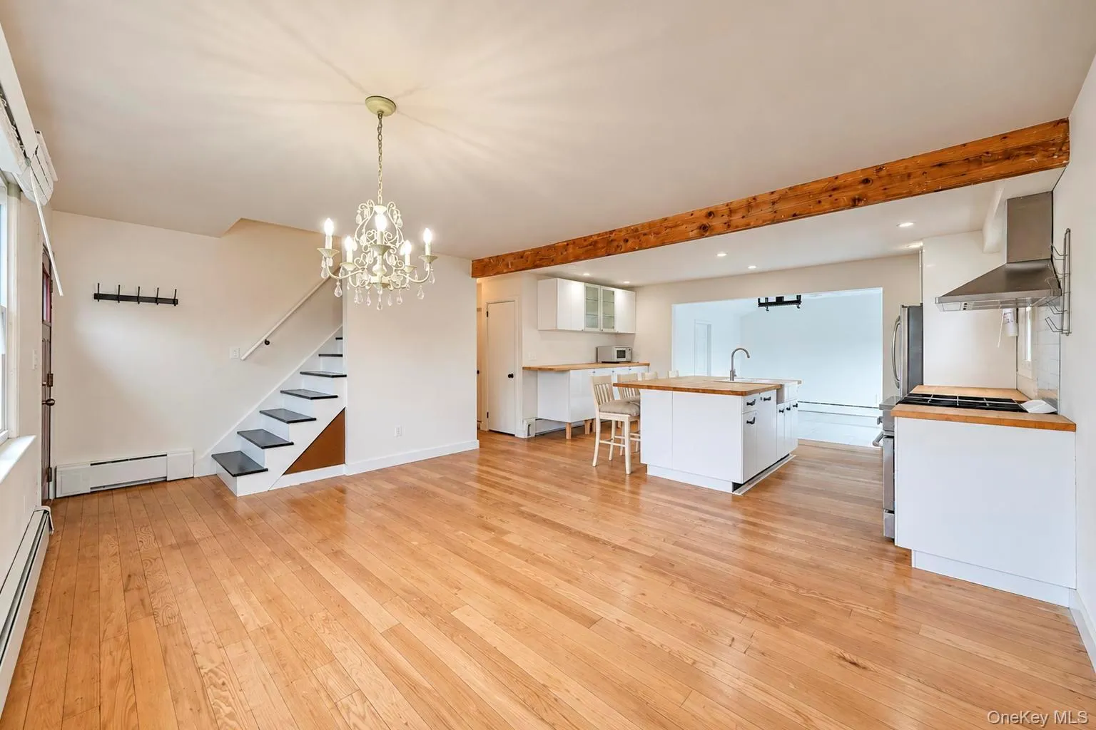 79 Grandview Drive, Brookhaven, NY, 5 Bedrooms Bedrooms, 9 Rooms Rooms,3 BathroomsBathrooms,Residential,For Rent,Grandview,0,1063141 79 Grandview Drive, Brookhaven, NY, 5 Bedrooms Bedrooms, 9 Rooms Rooms,3 BathroomsBathrooms,Residential,For Rent,Grandview,0,1063141