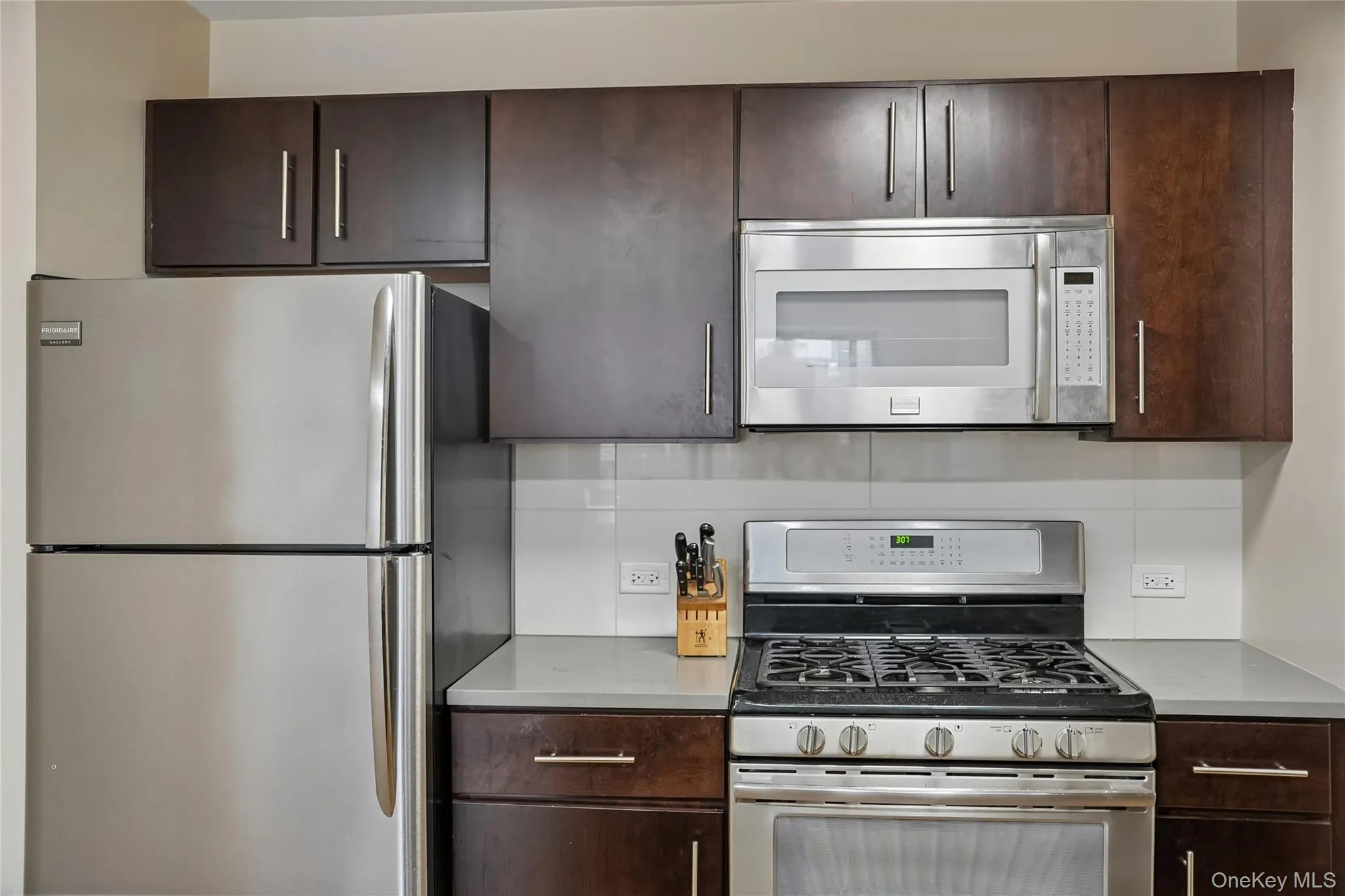 535 W 52nd Street, New York, NY, 1 Bedroom Bedrooms, 4 Room Rooms,1 BathroomBathrooms,Residential Lease,For Rent,Street,0,1063142 535 W 52nd Street, New York, NY, 1 Bedroom Bedrooms, 4 Room Rooms,1 BathroomBathrooms,Residential Lease,For Rent,Street,0,1063142