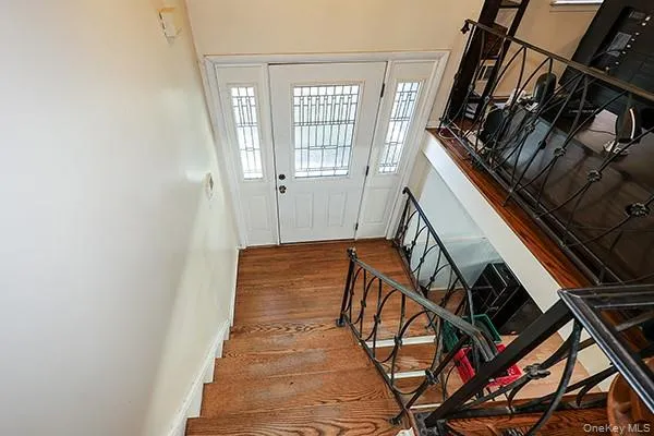 108 Sugar Toms Lane, Oyster Bay, NY, 3 Bedrooms Bedrooms, 8 Rooms Rooms,2 BathroomsBathrooms,Residential,For Rent,Sugar Toms,0,1063144 108 Sugar Toms Lane, Oyster Bay, NY, 3 Bedrooms Bedrooms, 8 Rooms Rooms,2 BathroomsBathrooms,Residential,For Rent,Sugar Toms,0,1063144