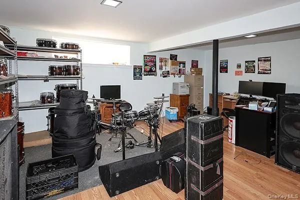 108 Sugar Toms Lane, Oyster Bay, NY, 3 Bedrooms Bedrooms, 8 Rooms Rooms,2 BathroomsBathrooms,Residential,For Rent,Sugar Toms,0,1063144 108 Sugar Toms Lane, Oyster Bay, NY, 3 Bedrooms Bedrooms, 8 Rooms Rooms,2 BathroomsBathrooms,Residential,For Rent,Sugar Toms,0,1063144