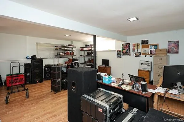 108 Sugar Toms Lane, Oyster Bay, NY, 3 Bedrooms Bedrooms, 8 Rooms Rooms,2 BathroomsBathrooms,Residential,For Rent,Sugar Toms,0,1063144 108 Sugar Toms Lane, Oyster Bay, NY, 3 Bedrooms Bedrooms, 8 Rooms Rooms,2 BathroomsBathrooms,Residential,For Rent,Sugar Toms,0,1063144