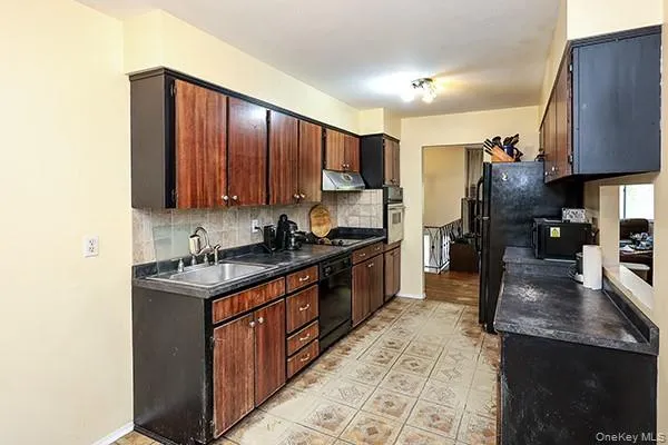 108 Sugar Toms Lane, Oyster Bay, NY, 3 Bedrooms Bedrooms, 8 Rooms Rooms,2 BathroomsBathrooms,Residential,For Rent,Sugar Toms,0,1063144 108 Sugar Toms Lane, Oyster Bay, NY, 3 Bedrooms Bedrooms, 8 Rooms Rooms,2 BathroomsBathrooms,Residential,For Rent,Sugar Toms,0,1063144