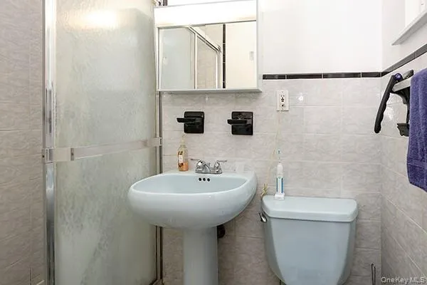108 Sugar Toms Lane, Oyster Bay, NY, 3 Bedrooms Bedrooms, 8 Rooms Rooms,2 BathroomsBathrooms,Residential,For Rent,Sugar Toms,0,1063144 108 Sugar Toms Lane, Oyster Bay, NY, 3 Bedrooms Bedrooms, 8 Rooms Rooms,2 BathroomsBathrooms,Residential,For Rent,Sugar Toms,0,1063144