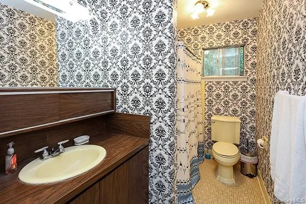108 Sugar Toms Lane, Oyster Bay, NY, 3 Bedrooms Bedrooms, 8 Rooms Rooms,2 BathroomsBathrooms,Residential,For Rent,Sugar Toms,0,1063144 108 Sugar Toms Lane, Oyster Bay, NY, 3 Bedrooms Bedrooms, 8 Rooms Rooms,2 BathroomsBathrooms,Residential,For Rent,Sugar Toms,0,1063144