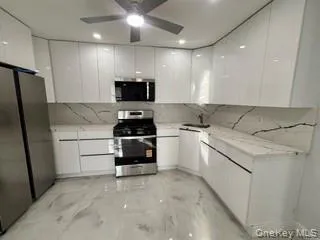 89 Park Avenue, Hempstead, NY, 1 Bedroom Bedrooms, 2 Rooms Rooms,1 BathroomBathrooms,Residential Lease,For Rent,Park,0,1063161 89 Park Avenue, Hempstead, NY, 1 Bedroom Bedrooms, 2 Rooms Rooms,1 BathroomBathrooms,Residential Lease,For Rent,Park,0,1063161