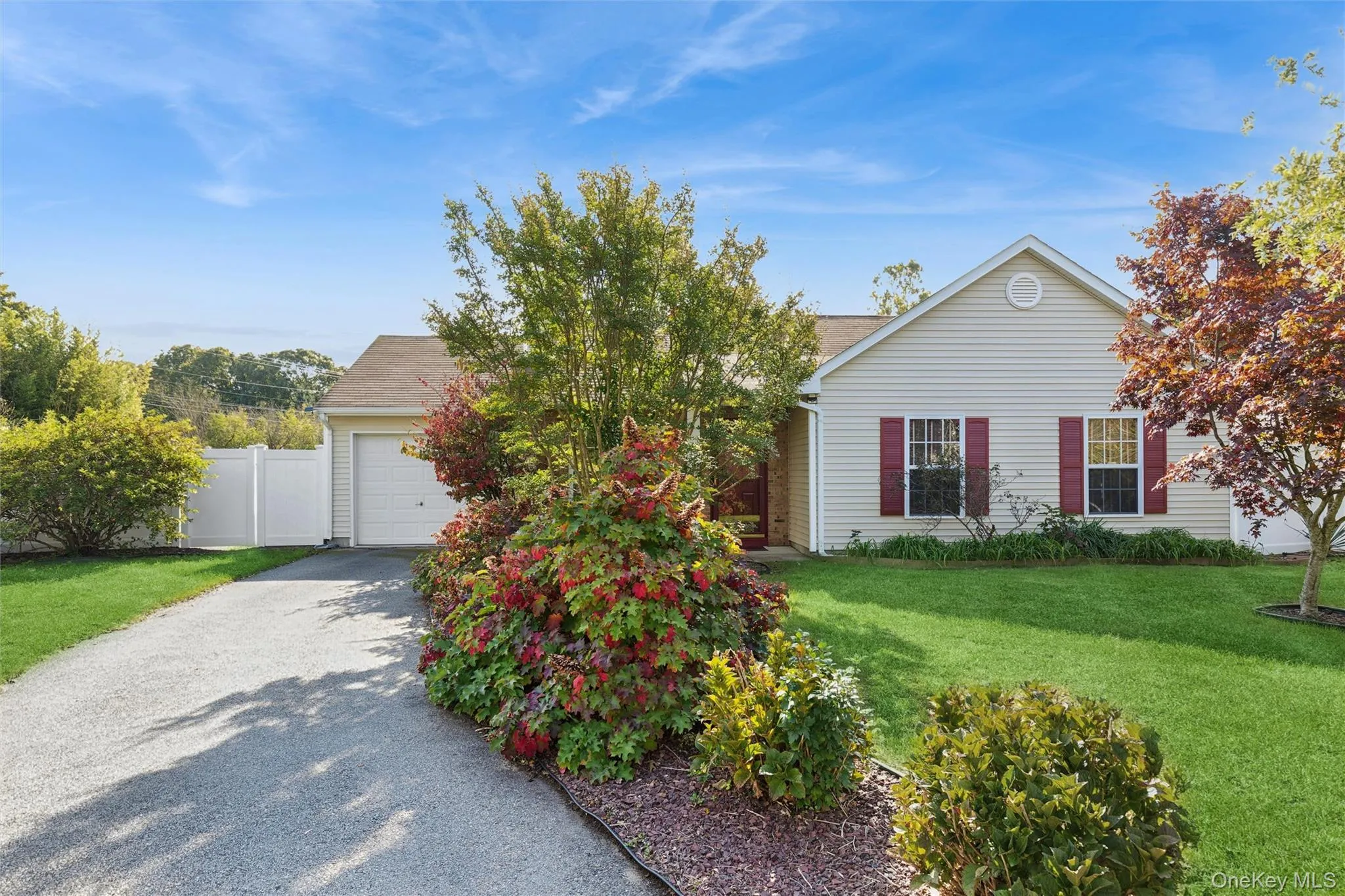 18 Segal Avenue, Riverhead, NY, 3 Bedrooms Bedrooms, 6 Rooms Rooms,2 BathroomsBathrooms,Residential,For Rent,Segal,0,1063164 18 Segal Avenue, Riverhead, NY, 3 Bedrooms Bedrooms, 6 Rooms Rooms,2 BathroomsBathrooms,Residential,For Rent,Segal,0,1063164