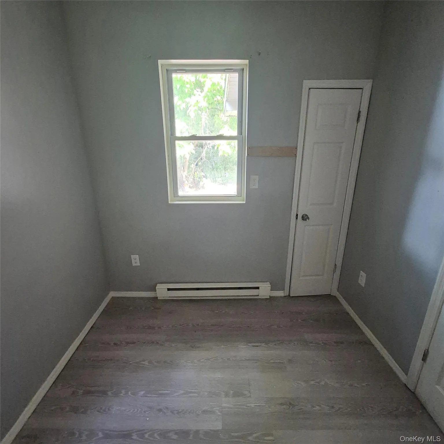 63 Henry Street, Kingston, NY, 1 Bedroom Bedrooms, 3 Room Rooms,1 BathroomBathrooms,Residential Lease,For Rent,Henry,0,1063166 63 Henry Street, Kingston, NY, 1 Bedroom Bedrooms, 3 Room Rooms,1 BathroomBathrooms,Residential Lease,For Rent,Henry,0,1063166