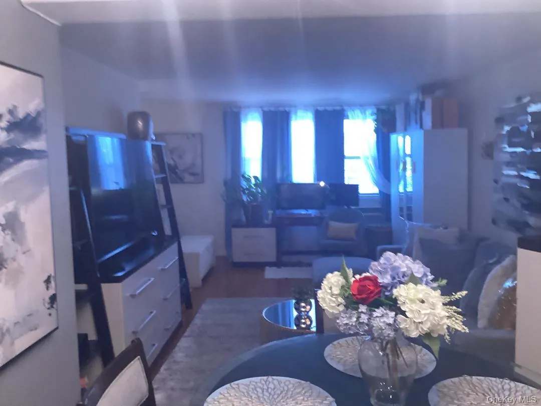 84-20 153rd Avenue, New York, NY, 3 Rooms Rooms,1 BathroomBathrooms,Residential Lease,For Rent,153rd,0,1063168 84-20 153rd Avenue, New York, NY, 3 Rooms Rooms,1 BathroomBathrooms,Residential Lease,For Rent,153rd,0,1063168