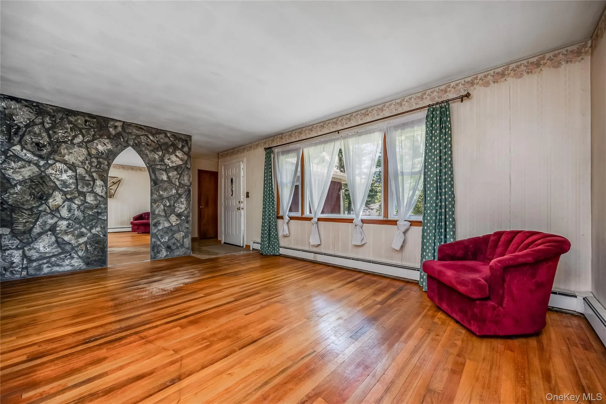 458 Johnson Avenue, Islip, NY, 3 Bedrooms Bedrooms, 7 Rooms Rooms,2 BathroomsBathrooms,Residential,For Rent,Johnson,0,1063169 458 Johnson Avenue, Islip, NY, 3 Bedrooms Bedrooms, 7 Rooms Rooms,2 BathroomsBathrooms,Residential,For Rent,Johnson,0,1063169