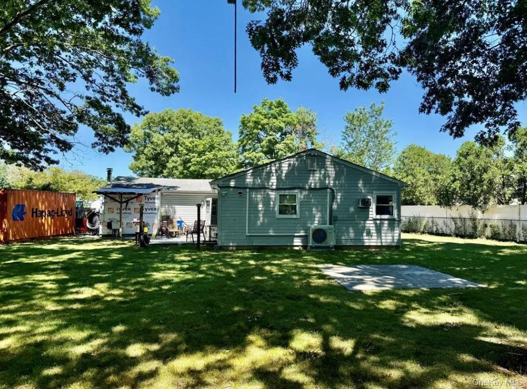 142 Palmer Street, Islip, NY, 4 Bedrooms Bedrooms, 8 Rooms Rooms,1 BathroomBathrooms,Residential,For Rent,Palmer,0,1063182 142 Palmer Street, Islip, NY, 4 Bedrooms Bedrooms, 8 Rooms Rooms,1 BathroomBathrooms,Residential,For Rent,Palmer,0,1063182