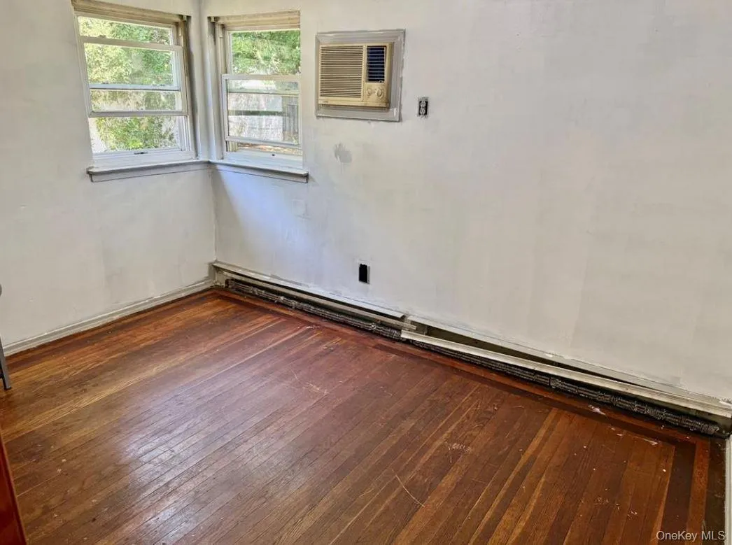 142 Palmer Street, Islip, NY, 4 Bedrooms Bedrooms, 8 Rooms Rooms,1 BathroomBathrooms,Residential,For Rent,Palmer,0,1063182 142 Palmer Street, Islip, NY, 4 Bedrooms Bedrooms, 8 Rooms Rooms,1 BathroomBathrooms,Residential,For Rent,Palmer,0,1063182