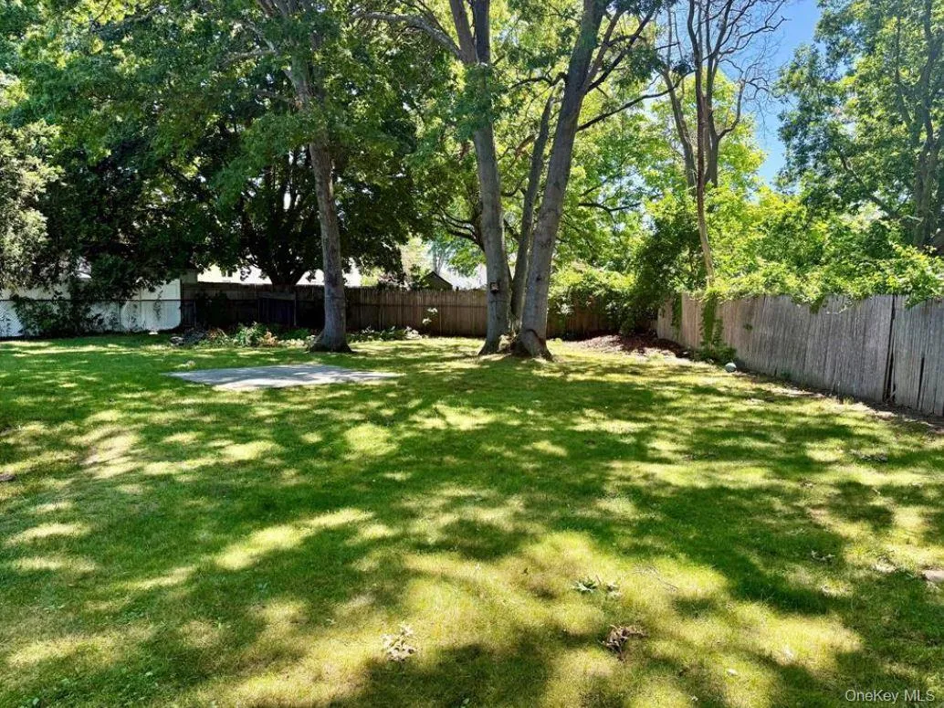 142 Palmer Street, Islip, NY, 4 Bedrooms Bedrooms, 8 Rooms Rooms,1 BathroomBathrooms,Residential,For Rent,Palmer,0,1063182 142 Palmer Street, Islip, NY, 4 Bedrooms Bedrooms, 8 Rooms Rooms,1 BathroomBathrooms,Residential,For Rent,Palmer,0,1063182