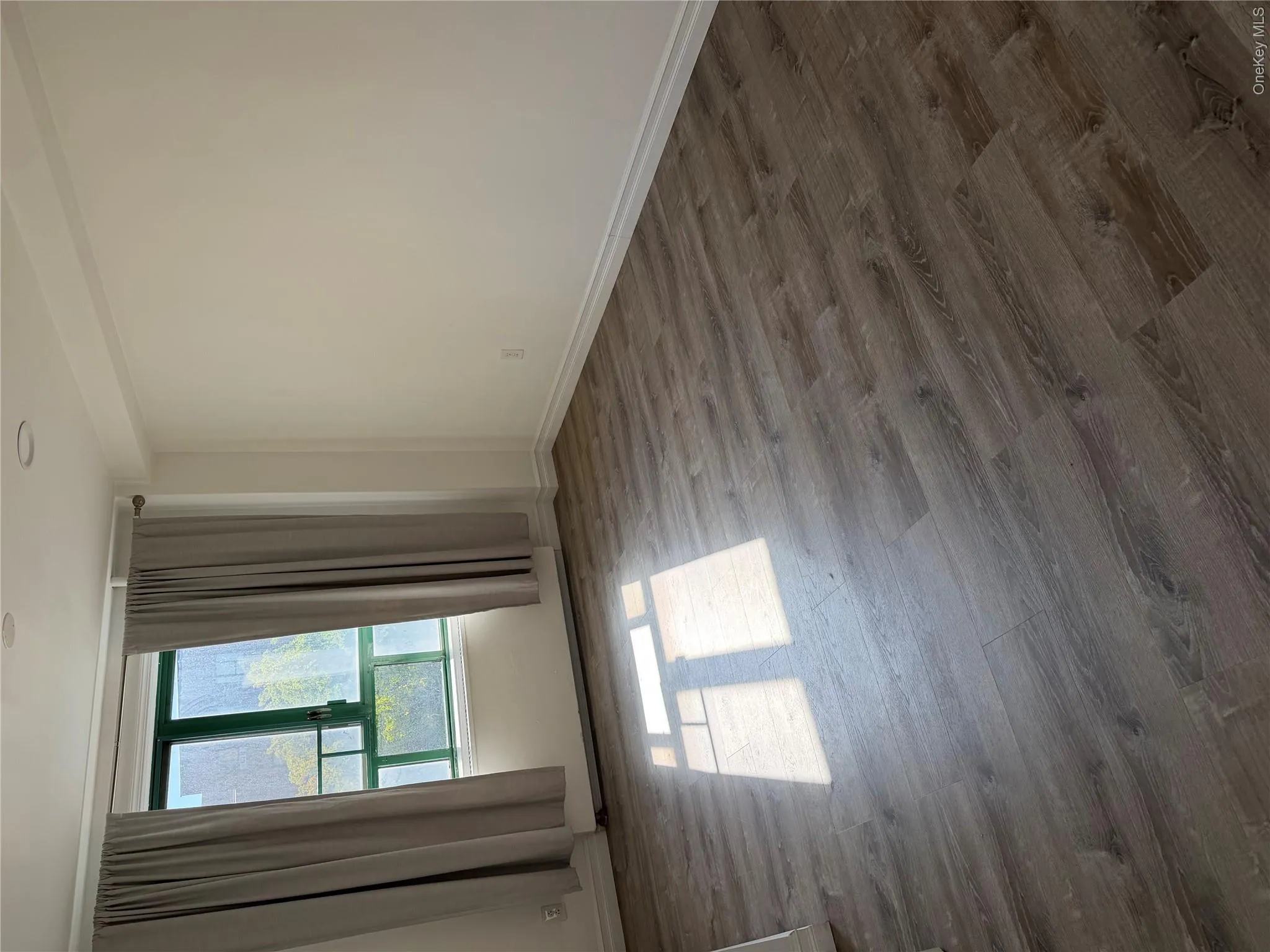 1514 Metropolitan Avenue, New York, NY, 1 Bedroom Bedrooms, 3 Rooms Rooms,1 BathroomBathrooms,Residential,For Rent,Metropolitan,0,1063183 1514 Metropolitan Avenue, New York, NY, 1 Bedroom Bedrooms, 3 Rooms Rooms,1 BathroomBathrooms,Residential,For Rent,Metropolitan,0,1063183