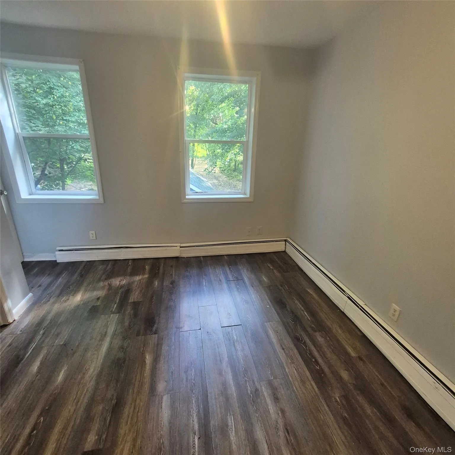 100 Hunter Street, Kingston, NY, 2 Bedroom Bedrooms, 5 Room Rooms,1 BathroomBathrooms,Residential Lease,For Rent,Hunter,0,1063188 100 Hunter Street, Kingston, NY, 2 Bedroom Bedrooms, 5 Room Rooms,1 BathroomBathrooms,Residential Lease,For Rent,Hunter,0,1063188