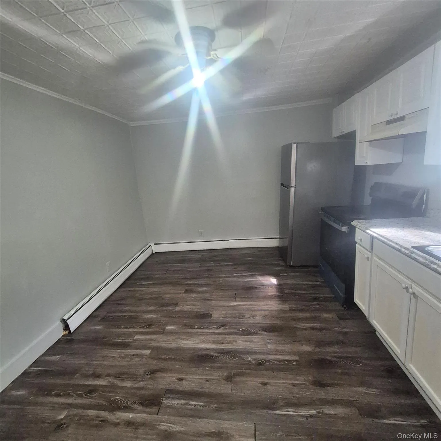 100 Hunter Street, Kingston, NY, 2 Bedroom Bedrooms, 5 Room Rooms,1 BathroomBathrooms,Residential Lease,For Rent,Hunter,0,1063188 100 Hunter Street, Kingston, NY, 2 Bedroom Bedrooms, 5 Room Rooms,1 BathroomBathrooms,Residential Lease,For Rent,Hunter,0,1063188