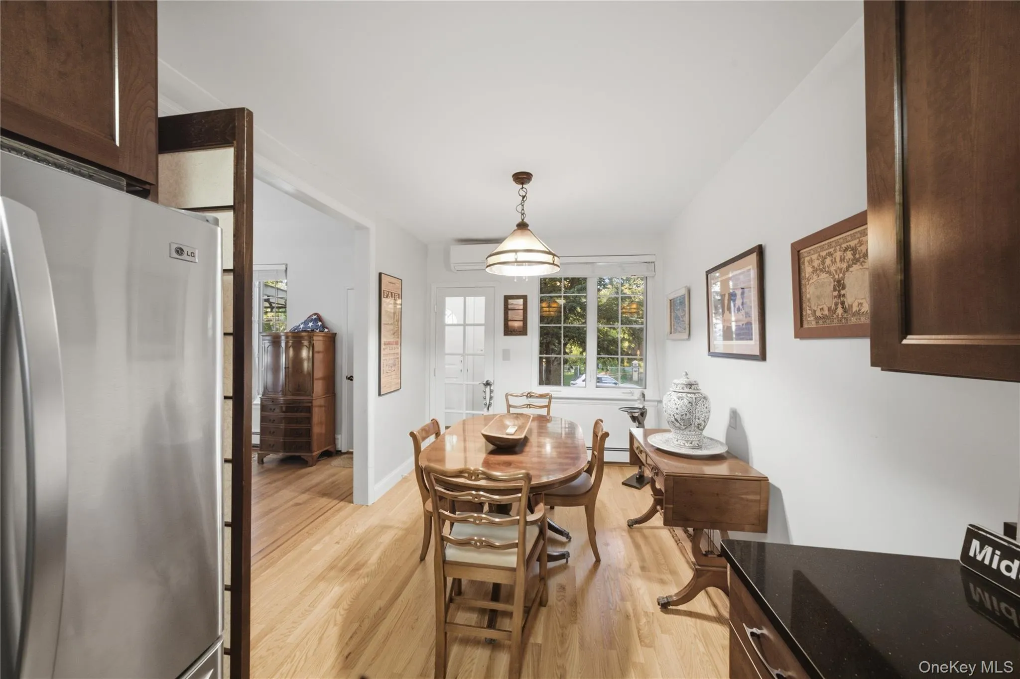 62-16 84th Street, New York, NY, 2 Bedrooms Bedrooms, 7 Rooms Rooms,1 BathroomBathrooms,Residential,For Rent,84th,0,1063198 62-16 84th Street, New York, NY, 2 Bedrooms Bedrooms, 7 Rooms Rooms,1 BathroomBathrooms,Residential,For Rent,84th,0,1063198