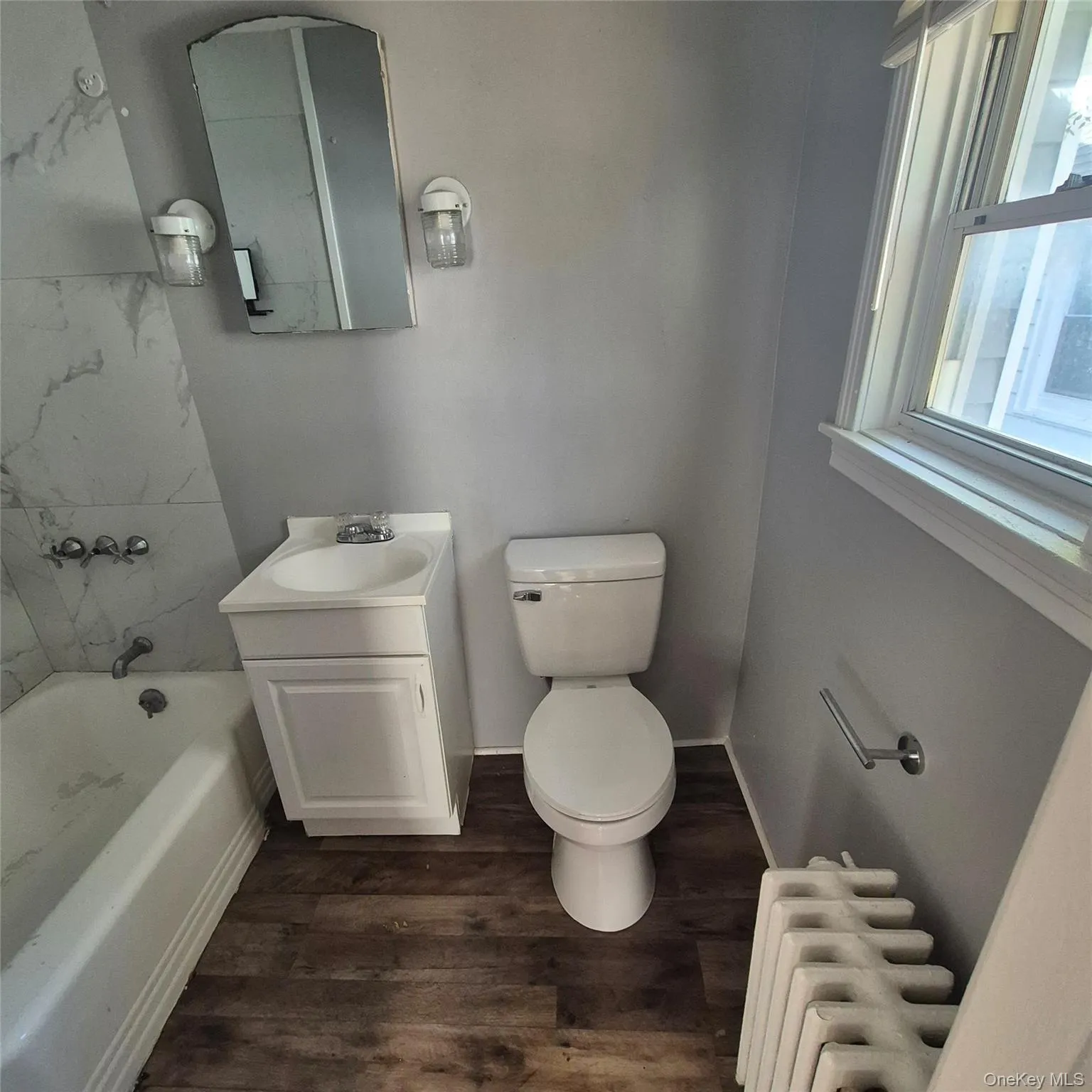 343 Washington Avenue, Kingston, NY, 1 Bedroom Bedrooms, 4 Room Rooms,1 BathroomBathrooms,Residential Lease,For Rent,Washington,0,1063207 343 Washington Avenue, Kingston, NY, 1 Bedroom Bedrooms, 4 Room Rooms,1 BathroomBathrooms,Residential Lease,For Rent,Washington,0,1063207