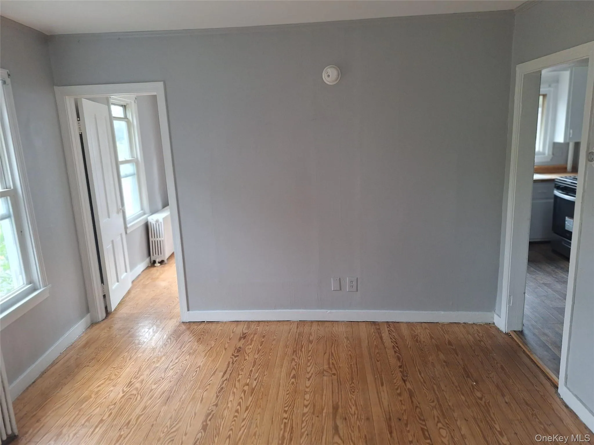 343 Washington Avenue, Kingston, NY, 1 Bedroom Bedrooms, 4 Room Rooms,1 BathroomBathrooms,Residential Lease,For Rent,Washington,0,1063207 343 Washington Avenue, Kingston, NY, 1 Bedroom Bedrooms, 4 Room Rooms,1 BathroomBathrooms,Residential Lease,For Rent,Washington,0,1063207