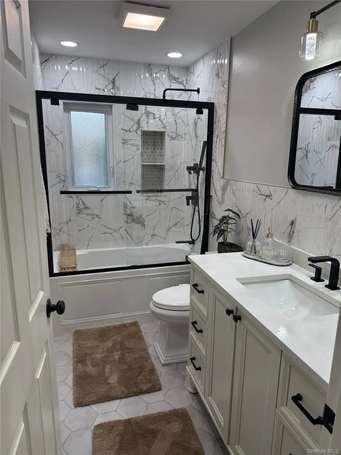 3681 Richard Lane, Hempstead, NY, 5 Bedrooms Bedrooms, 11 Rooms Rooms,3 BathroomsBathrooms,Residential,For Rent,Richard,0,1063220 3681 Richard Lane, Hempstead, NY, 5 Bedrooms Bedrooms, 11 Rooms Rooms,3 BathroomsBathrooms,Residential,For Rent,Richard,0,1063220