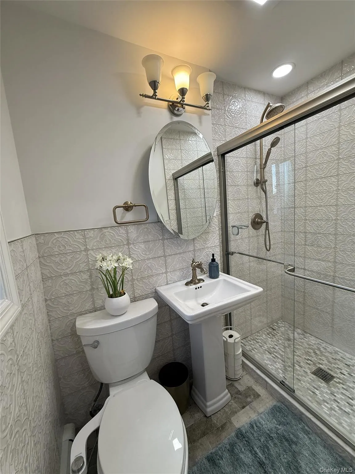 3681 Richard Lane, Hempstead, NY, 5 Bedrooms Bedrooms, 11 Rooms Rooms,3 BathroomsBathrooms,Residential,For Rent,Richard,0,1063220 3681 Richard Lane, Hempstead, NY, 5 Bedrooms Bedrooms, 11 Rooms Rooms,3 BathroomsBathrooms,Residential,For Rent,Richard,0,1063220