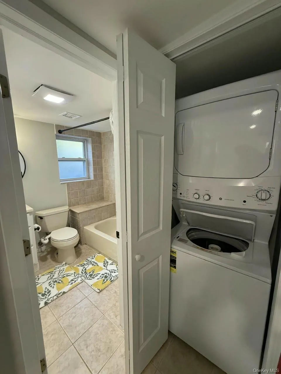3681 Richard Lane, Hempstead, NY, 5 Bedrooms Bedrooms, 11 Rooms Rooms,3 BathroomsBathrooms,Residential,For Rent,Richard,0,1063220 3681 Richard Lane, Hempstead, NY, 5 Bedrooms Bedrooms, 11 Rooms Rooms,3 BathroomsBathrooms,Residential,For Rent,Richard,0,1063220