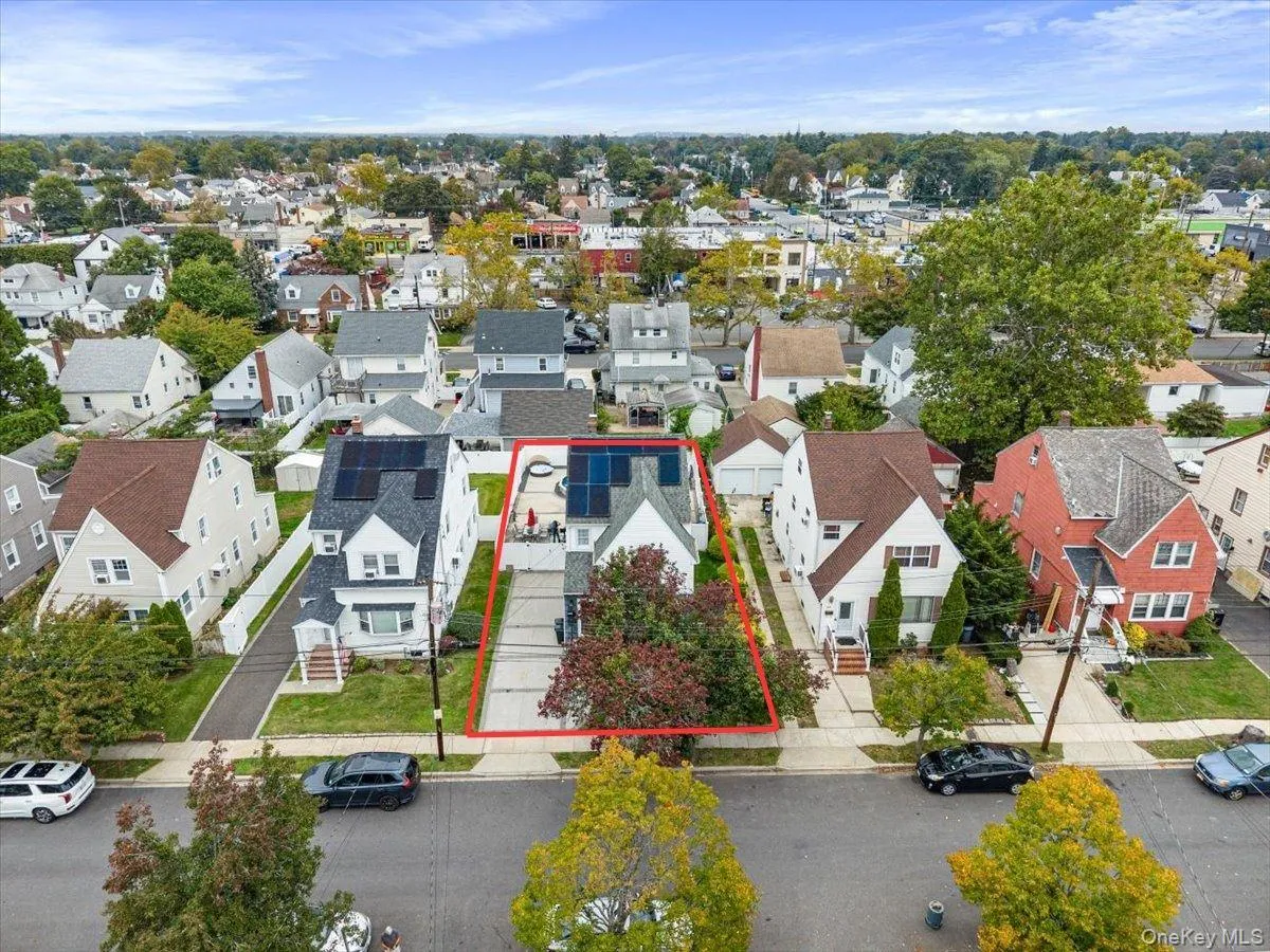 224 Oak Street, Hempstead, NY, 3 Bedrooms Bedrooms, 6 Rooms Rooms,3 BathroomsBathrooms,Residential,For Rent,Oak,0,1063221 224 Oak Street, Hempstead, NY, 3 Bedrooms Bedrooms, 6 Rooms Rooms,3 BathroomsBathrooms,Residential,For Rent,Oak,0,1063221