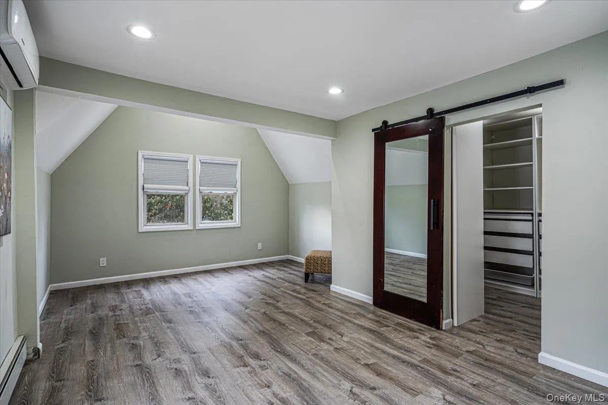 224 Oak Street, Hempstead, NY, 3 Bedrooms Bedrooms, 6 Rooms Rooms,3 BathroomsBathrooms,Residential,For Rent,Oak,0,1063221 224 Oak Street, Hempstead, NY, 3 Bedrooms Bedrooms, 6 Rooms Rooms,3 BathroomsBathrooms,Residential,For Rent,Oak,0,1063221