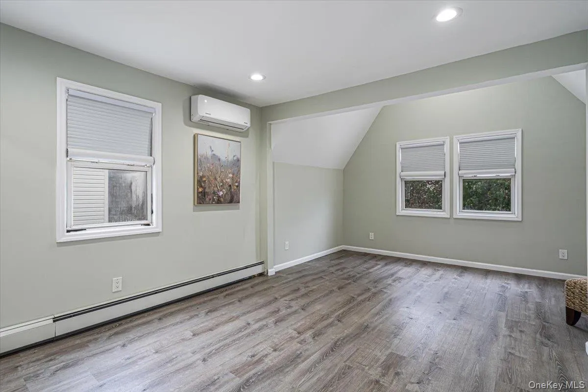 224 Oak Street, Hempstead, NY, 3 Bedrooms Bedrooms, 6 Rooms Rooms,3 BathroomsBathrooms,Residential,For Rent,Oak,0,1063221 224 Oak Street, Hempstead, NY, 3 Bedrooms Bedrooms, 6 Rooms Rooms,3 BathroomsBathrooms,Residential,For Rent,Oak,0,1063221