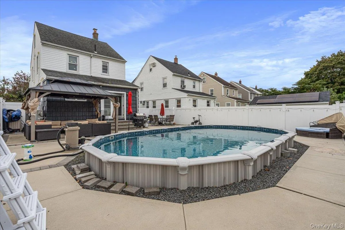 224 Oak Street, Hempstead, NY, 3 Bedrooms Bedrooms, 6 Rooms Rooms,3 BathroomsBathrooms,Residential,For Rent,Oak,0,1063221 224 Oak Street, Hempstead, NY, 3 Bedrooms Bedrooms, 6 Rooms Rooms,3 BathroomsBathrooms,Residential,For Rent,Oak,0,1063221