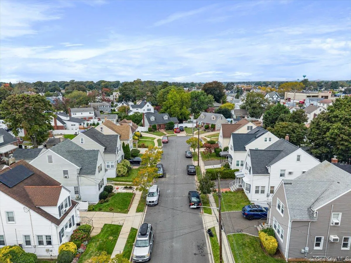 224 Oak Street, Hempstead, NY, 3 Bedrooms Bedrooms, 6 Rooms Rooms,3 BathroomsBathrooms,Residential,For Rent,Oak,0,1063221 224 Oak Street, Hempstead, NY, 3 Bedrooms Bedrooms, 6 Rooms Rooms,3 BathroomsBathrooms,Residential,For Rent,Oak,0,1063221