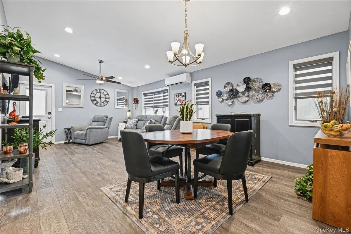 980 Washington Avenue, Hempstead, NY, 4 Bedrooms Bedrooms, 8 Rooms Rooms,2 BathroomsBathrooms,Residential,For Rent,Washington,0,1063230 980 Washington Avenue, Hempstead, NY, 4 Bedrooms Bedrooms, 8 Rooms Rooms,2 BathroomsBathrooms,Residential,For Rent,Washington,0,1063230