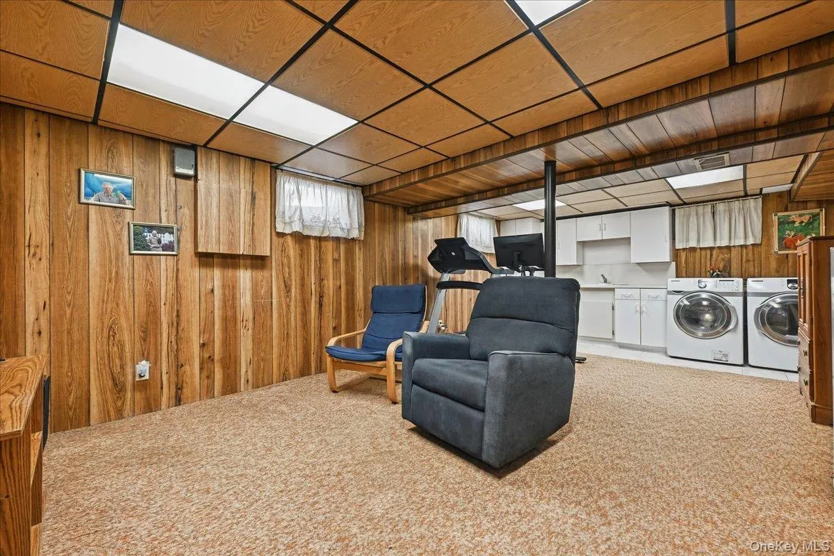 980 Washington Avenue, Hempstead, NY, 4 Bedrooms Bedrooms, 8 Rooms Rooms,2 BathroomsBathrooms,Residential,For Rent,Washington,0,1063230 980 Washington Avenue, Hempstead, NY, 4 Bedrooms Bedrooms, 8 Rooms Rooms,2 BathroomsBathrooms,Residential,For Rent,Washington,0,1063230