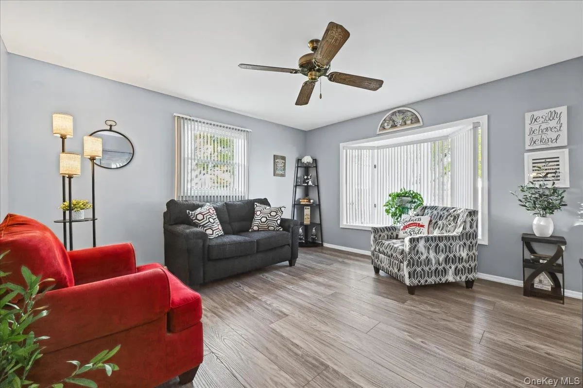 980 Washington Avenue, Hempstead, NY, 4 Bedrooms Bedrooms, 8 Rooms Rooms,2 BathroomsBathrooms,Residential,For Rent,Washington,0,1063230 980 Washington Avenue, Hempstead, NY, 4 Bedrooms Bedrooms, 8 Rooms Rooms,2 BathroomsBathrooms,Residential,For Rent,Washington,0,1063230