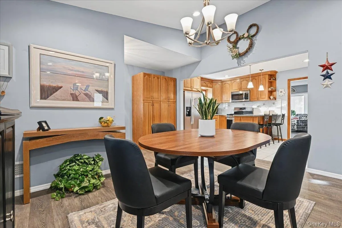980 Washington Avenue, Hempstead, NY, 4 Bedrooms Bedrooms, 8 Rooms Rooms,2 BathroomsBathrooms,Residential,For Rent,Washington,0,1063230 980 Washington Avenue, Hempstead, NY, 4 Bedrooms Bedrooms, 8 Rooms Rooms,2 BathroomsBathrooms,Residential,For Rent,Washington,0,1063230