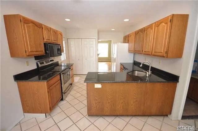 18 Larsen Avenue, Smithtown, NY, 4 Bedrooms Bedrooms, 7 Rooms Rooms,2 BathroomsBathrooms,Residential,For Rent,Larsen,0,1063231 18 Larsen Avenue, Smithtown, NY, 4 Bedrooms Bedrooms, 7 Rooms Rooms,2 BathroomsBathrooms,Residential,For Rent,Larsen,0,1063231