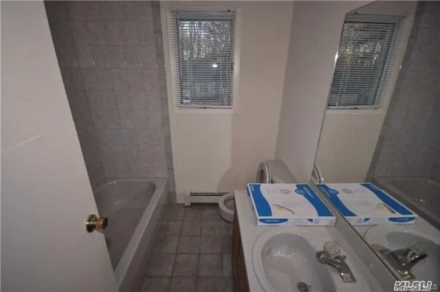 18 Larsen Avenue, Smithtown, NY, 4 Bedrooms Bedrooms, 7 Rooms Rooms,2 BathroomsBathrooms,Residential,For Rent,Larsen,0,1063231 18 Larsen Avenue, Smithtown, NY, 4 Bedrooms Bedrooms, 7 Rooms Rooms,2 BathroomsBathrooms,Residential,For Rent,Larsen,0,1063231
