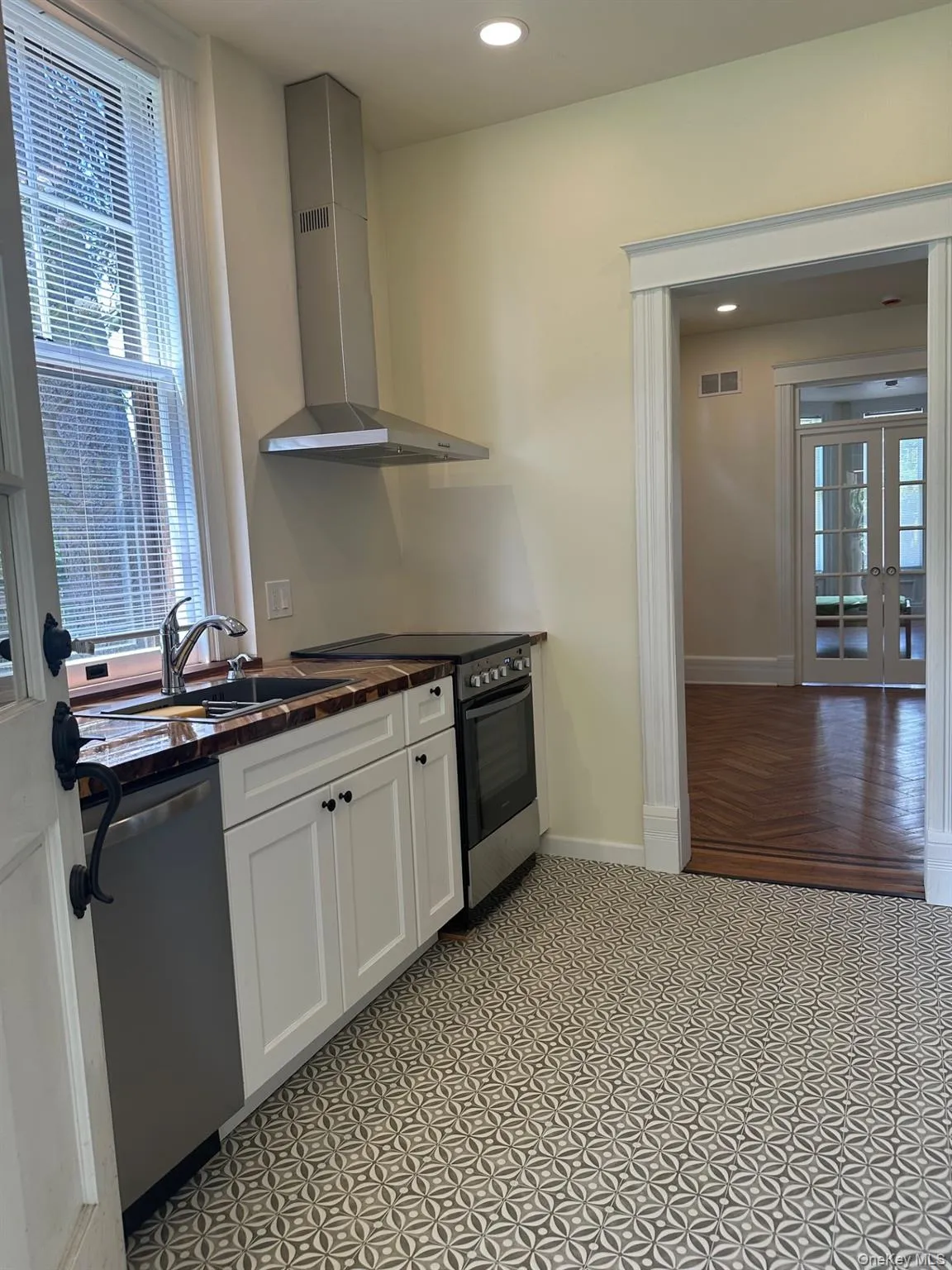48 Hamilton Street, Poughkeepsie, NY, 1 Bedroom Bedrooms, 3 Room Rooms,1 BathroomBathrooms,Residential Lease,For Rent,Hamilton,0,1063232 48 Hamilton Street, Poughkeepsie, NY, 1 Bedroom Bedrooms, 3 Room Rooms,1 BathroomBathrooms,Residential Lease,For Rent,Hamilton,0,1063232