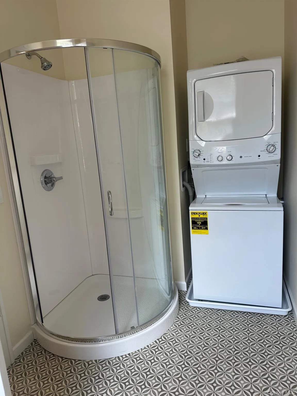 48 Hamilton Street, Poughkeepsie, NY, 1 Bedroom Bedrooms, 3 Room Rooms,1 BathroomBathrooms,Residential Lease,For Rent,Hamilton,0,1063232 48 Hamilton Street, Poughkeepsie, NY, 1 Bedroom Bedrooms, 3 Room Rooms,1 BathroomBathrooms,Residential Lease,For Rent,Hamilton,0,1063232