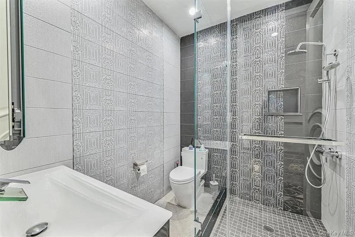 9921 62nd Drive, New York, NY, 7 Bedrooms Bedrooms, 12 Rooms Rooms,4 BathroomsBathrooms,Residential Lease,For Rent,62nd,0,1063234 9921 62nd Drive, New York, NY, 7 Bedrooms Bedrooms, 12 Rooms Rooms,4 BathroomsBathrooms,Residential Lease,For Rent,62nd,0,1063234