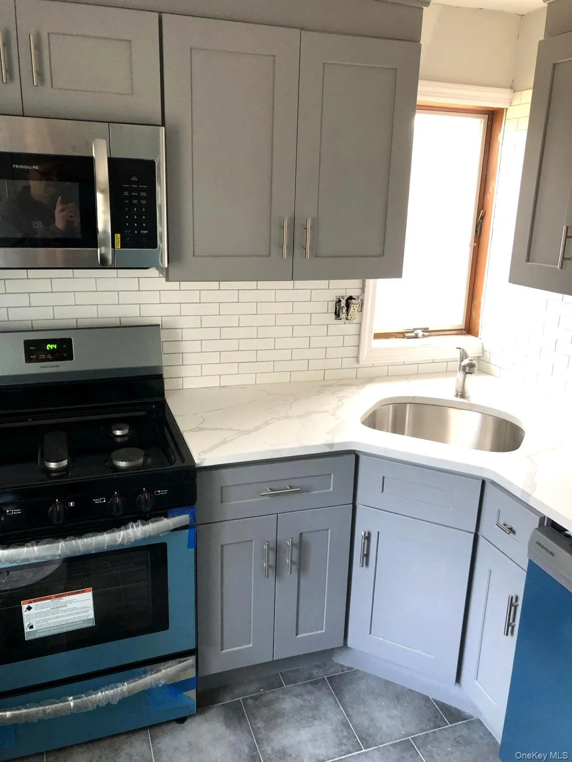 318 Linden Street, Hempstead, NY, 3 Bedroom Bedrooms, 6 Room Rooms,1 BathroomBathrooms,Residential Lease,For Rent,Linden,0,1063237 318 Linden Street, Hempstead, NY, 3 Bedroom Bedrooms, 6 Room Rooms,1 BathroomBathrooms,Residential Lease,For Rent,Linden,0,1063237