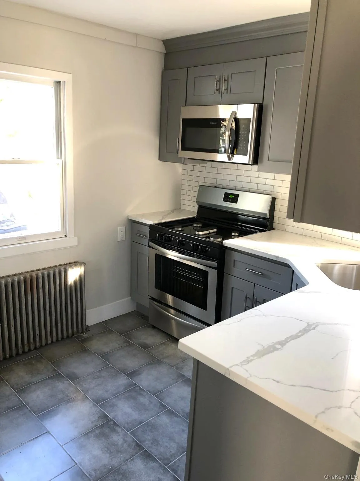 318 Linden Street, Hempstead, NY, 3 Bedroom Bedrooms, 6 Room Rooms,1 BathroomBathrooms,Residential Lease,For Rent,Linden,0,1063237 318 Linden Street, Hempstead, NY, 3 Bedroom Bedrooms, 6 Room Rooms,1 BathroomBathrooms,Residential Lease,For Rent,Linden,0,1063237