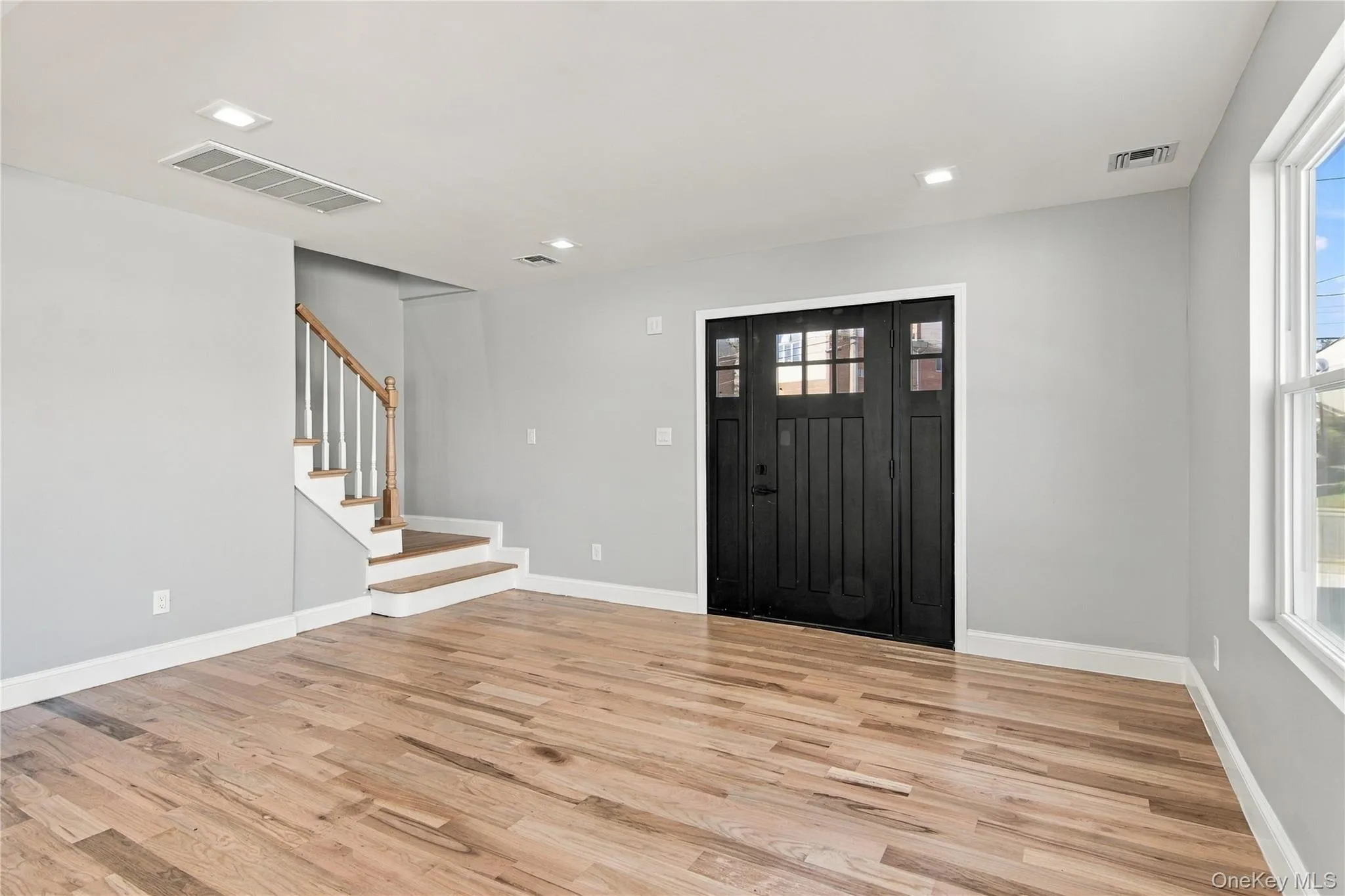 34 Wilson Road, Hempstead, NY, 6 Bedrooms Bedrooms, 10 Rooms Rooms,3 BathroomsBathrooms,Residential,For Rent,Wilson,0,1063244 34 Wilson Road, Hempstead, NY, 6 Bedrooms Bedrooms, 10 Rooms Rooms,3 BathroomsBathrooms,Residential,For Rent,Wilson,0,1063244