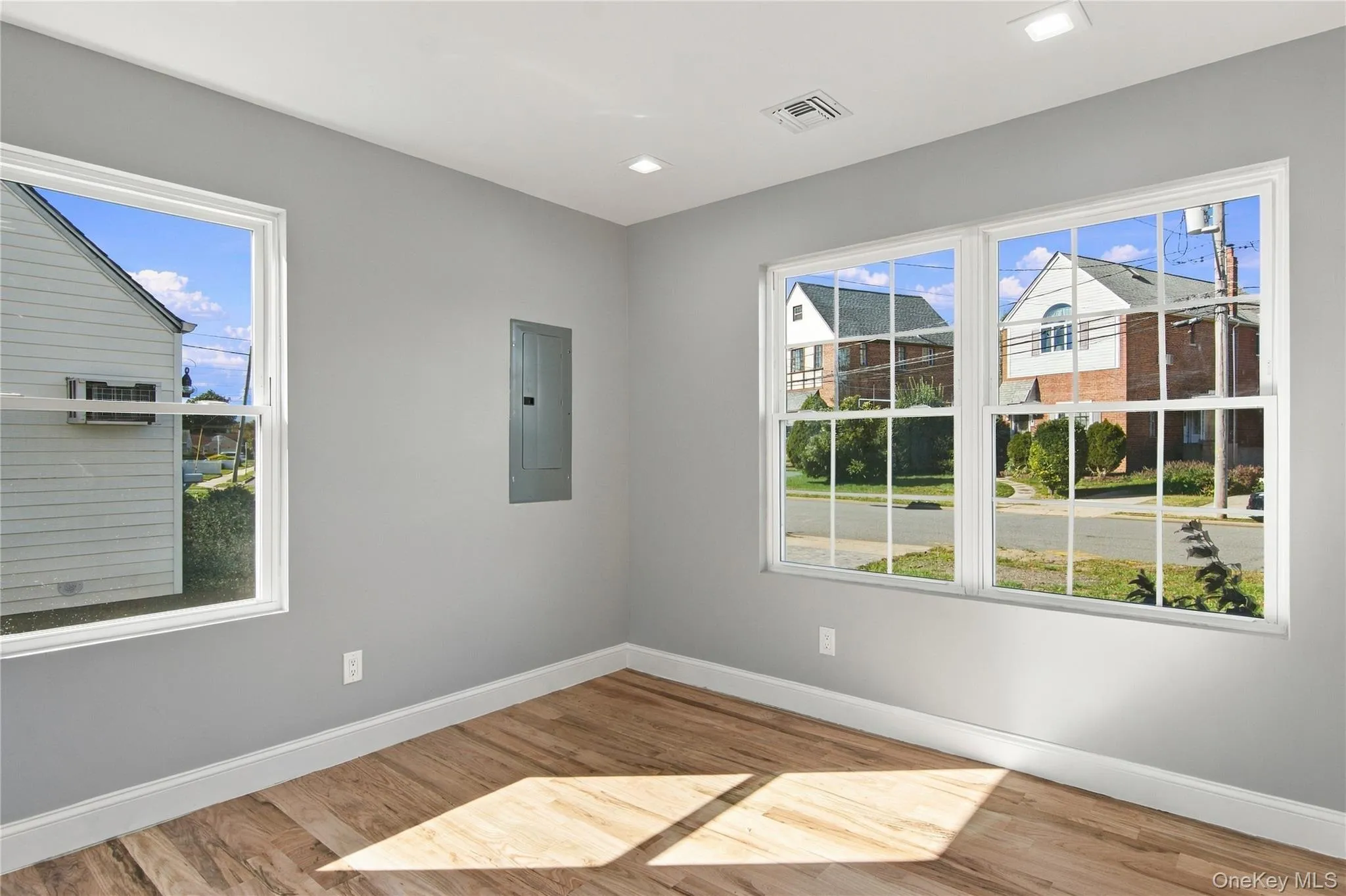 34 Wilson Road, Hempstead, NY, 6 Bedrooms Bedrooms, 10 Rooms Rooms,3 BathroomsBathrooms,Residential,For Rent,Wilson,0,1063244 34 Wilson Road, Hempstead, NY, 6 Bedrooms Bedrooms, 10 Rooms Rooms,3 BathroomsBathrooms,Residential,For Rent,Wilson,0,1063244